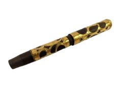 PARKER LUCKY CURVE GOLD-PLATED FILIGREE FOUNTAIN PEN