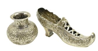 LATE VICTORIAN IMPORTED HALLMARKED SILVER MODEL OF A SHOE