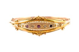 VICTORIAN 9CT GOLD & GEM SET HINGED BANGLE