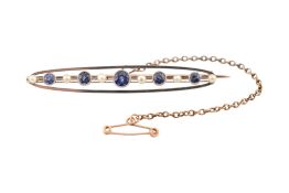 EARLY 20TH CENTURY 15CT GOLD SAPPHIRE & PEARL BROOCH PIN