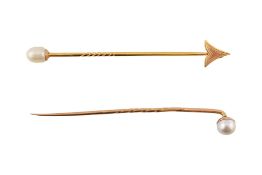 CASED GOLD & PEAL LAPEL PIN & JABOT PIN