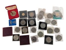 COLLECTION OF 20TH CENTURY BRITISH COMMEMORATIVE COINS