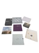 COLLECTION OF BRITISH COMMEMORATIVE COINS & SET