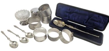 EDWARD VII GILT HALLMARKED SILVER CORONATION SPOON & SILVER NAPKIN RINGS