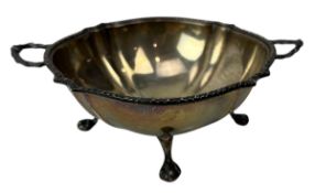 20TH CENTURY GEORGE V HALLMARKED SILVER TWIN HANDLED BOWL