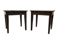 PAIR OF VINTAGE 20TH CENTURY OAK SIDE OCCASIONAL TABLES