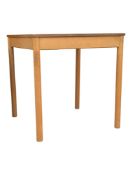 ERCOL FURNITURE - MID 20TH CENTURY BEECH & ELM DINING / OCCASIONAL TABLE