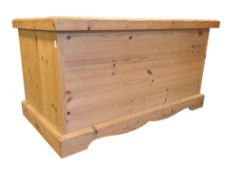 VICTORIAN REVIVAL COUNTRY PINE BLANKET BOX