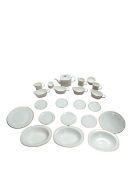 ROYAL DOULTON - GOLD CONCORDE PATTERN - LARGE PORCELAIN DINNER SERVICE