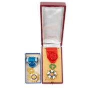 Frankreich - 2 Orden,