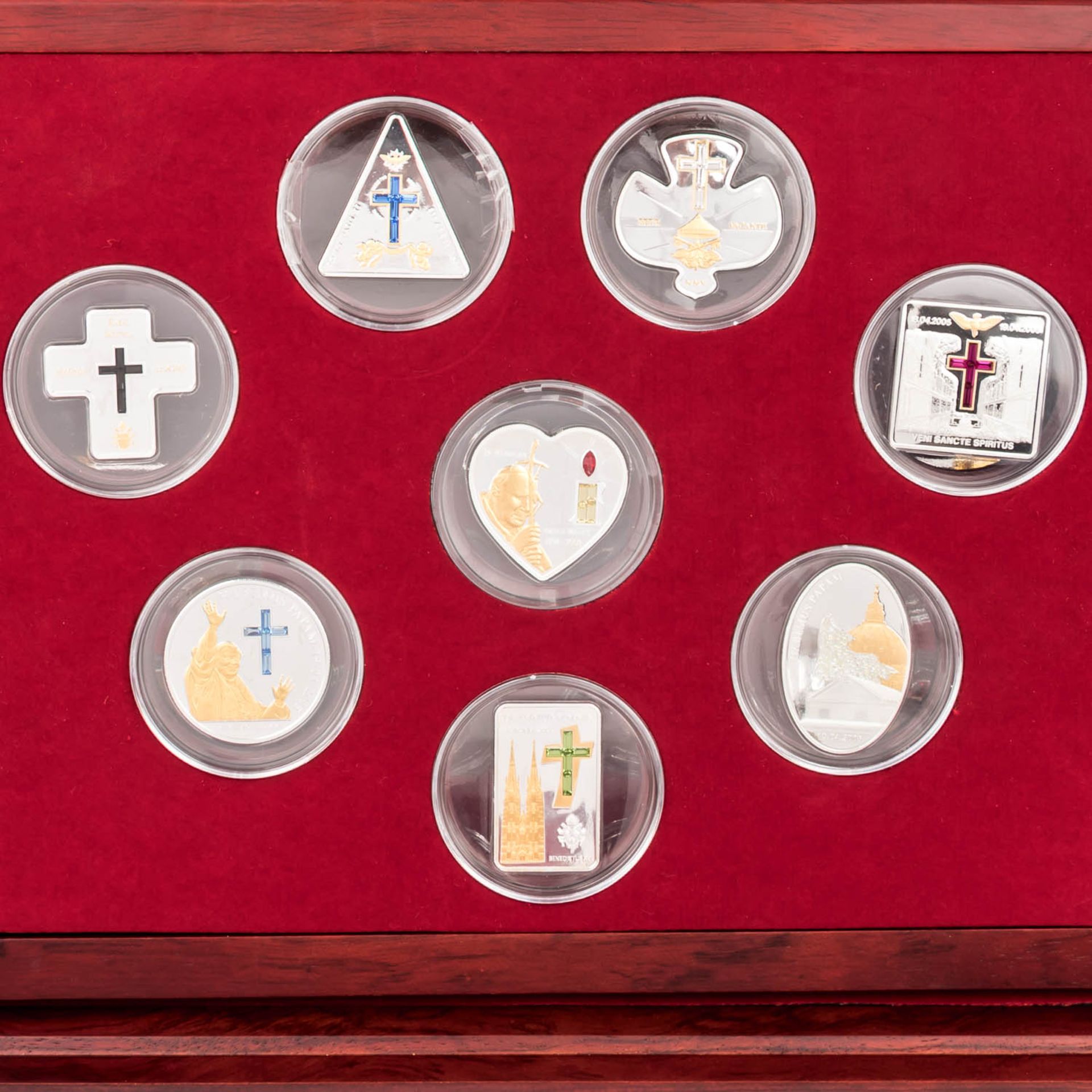 Silbergedenkmünzen zum Abschied von Johannes Paul II. und Nachfolge Benedikt XVI. mit Swarovski-Stei - Bild 4 aus 5