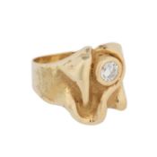 Aparter Solitärring mit Brillant von ca. 0,48 ct,