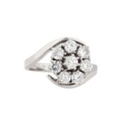 Ring mit Rosette aus 8 Brillanten zus. ca. 1 ct,