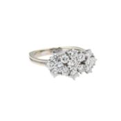 Ring mit 15 Brillanten von zus. ca. 1,5 ct,