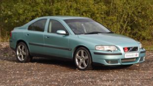 2004 Volvo S60 R 2.5 AWD Turbo. Registration number: S60 CPR. Mileage: 124,157. Fitted with the 5