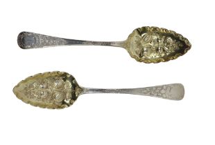A pair of attractive early 19th Century English silver Berry Spoons, by Josiah and George Piercy,