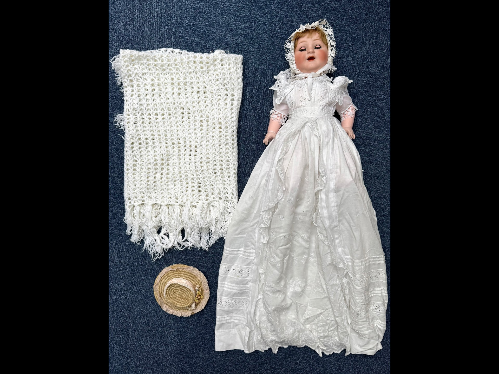 Porcelaine Headed Dasladrende Baby, marked to neck 'Burggrub Porzellain Fabrik Dasladrende Baby 1930 - Image 4 of 8