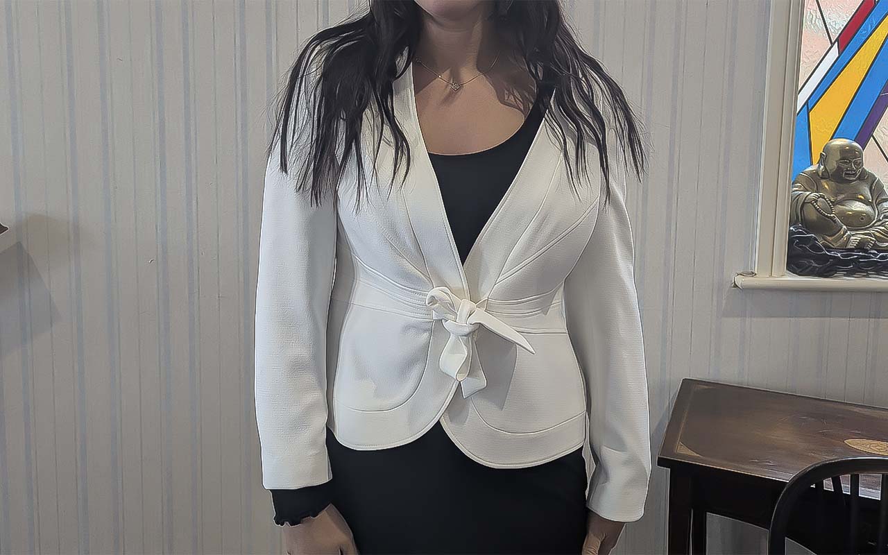 Chloe White by Autonomy Ladies White Jacket, tie front, fully lined. Size 14. 100% Polyester.