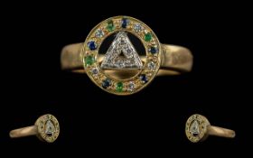 Ladies Pleasing 9ct Gold Gem Set Circula