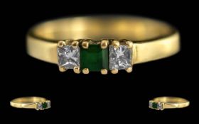 Ladies Excellent 18ct Gold Emerald & Dia