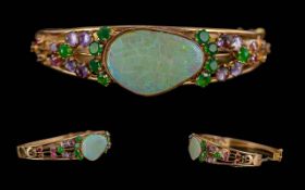 Ladies - Pleasing Quality 14ct Gold Larg