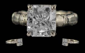 Ladies - Excellent 18ct White Gold Single Stone Diamond Set Ring. Full Hallmark to Interior of