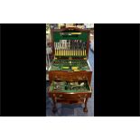 George V Silver Plated Table Service by Thomas H Benton, in a fitted mahogany finish canteen,