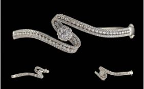 Ladies Quality 18ct White Gold Diamond Set Hinged Bangle, Marked 750 - 18ct. Set With Well Matched