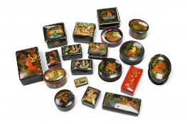 A quantity of late 19th / early 20th century Russian lacquer boxes, largest 9cm. Condition -