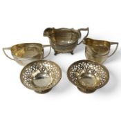 A George V silver milk jug and sugar bowl, by Barker Brothers Silver Ltd, Birmingham, 1931, a pair