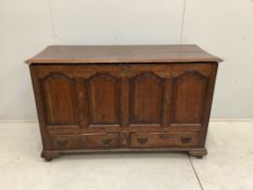 A George III oak mule chest, width 138cm, depth 57cm, height 84cm. Condition - fair