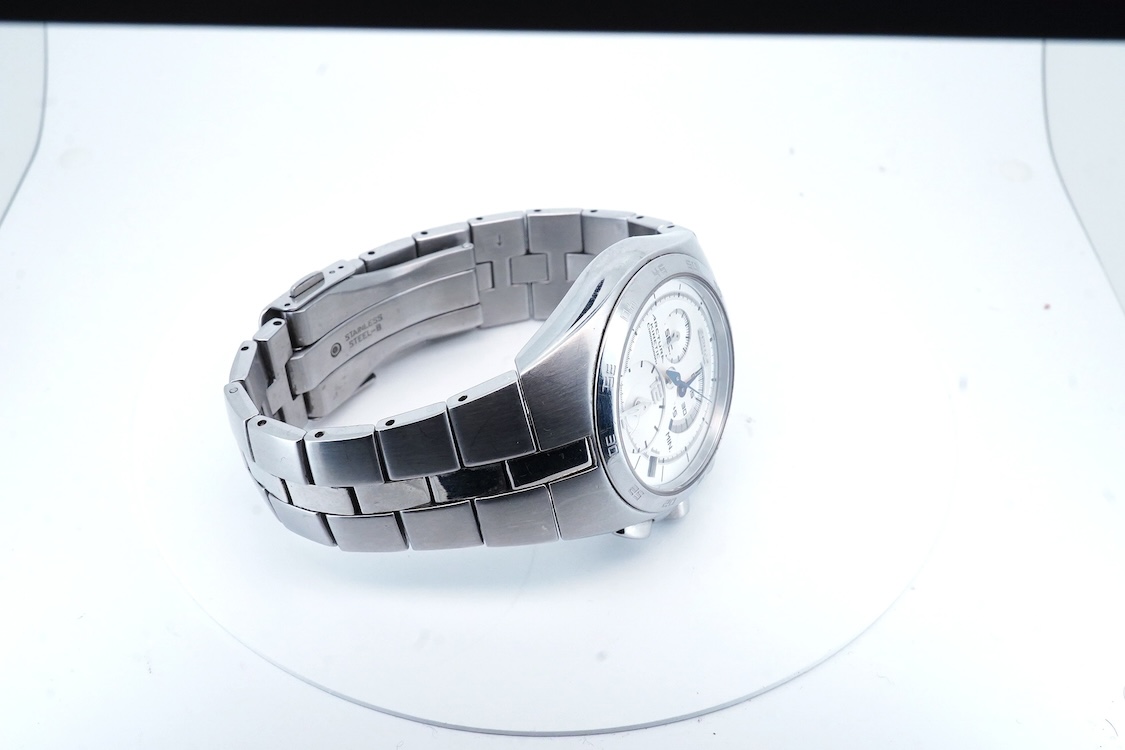 A gentleman's recent stainless steel Seiko Arctura Kinetic Chronograph wrist watch, with baton - Image 5 of 8
