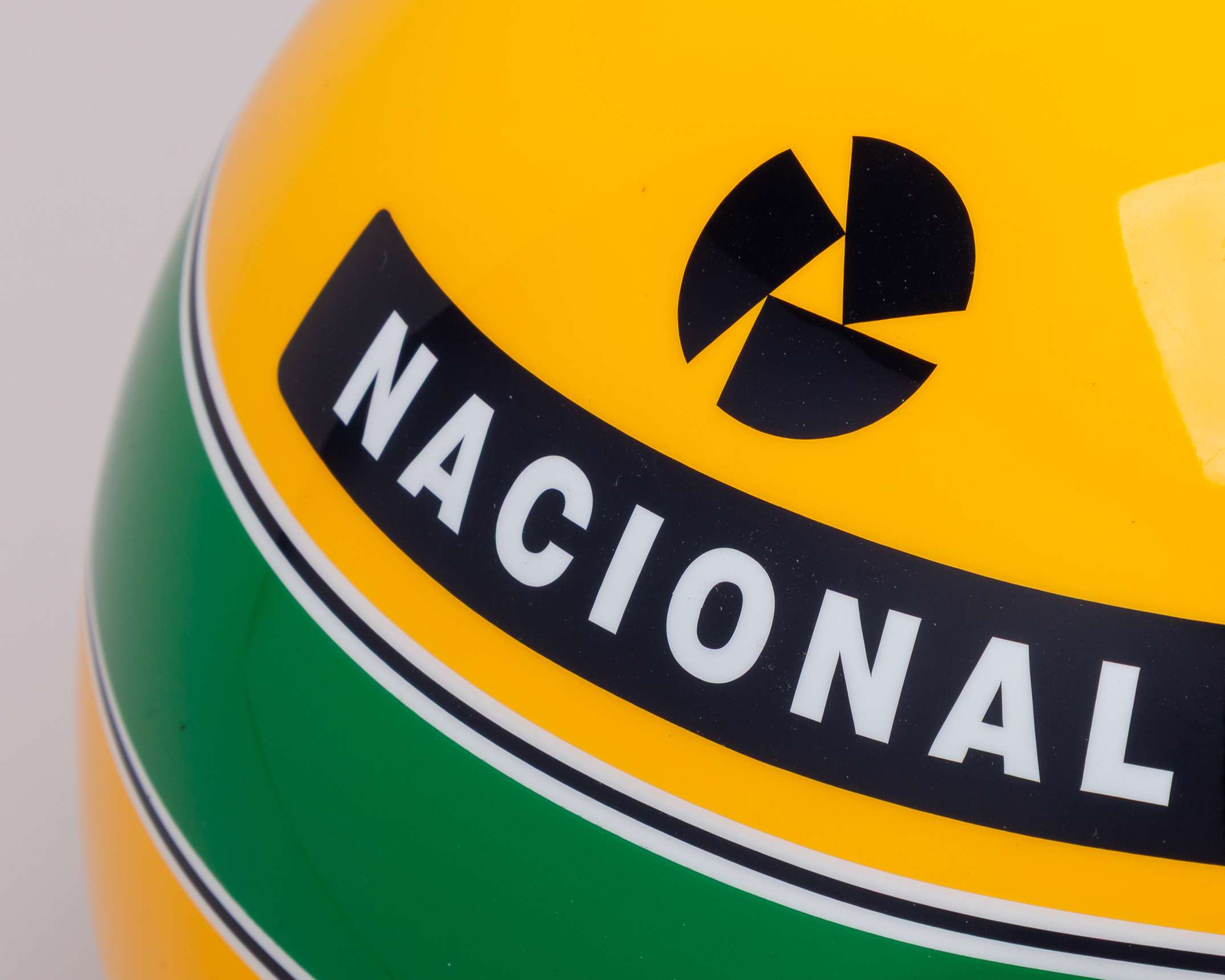 Ayrton Senna 1989 Honda Marlboro McLaren Replica Bell XFM1 Helmet - Image 6 of 7