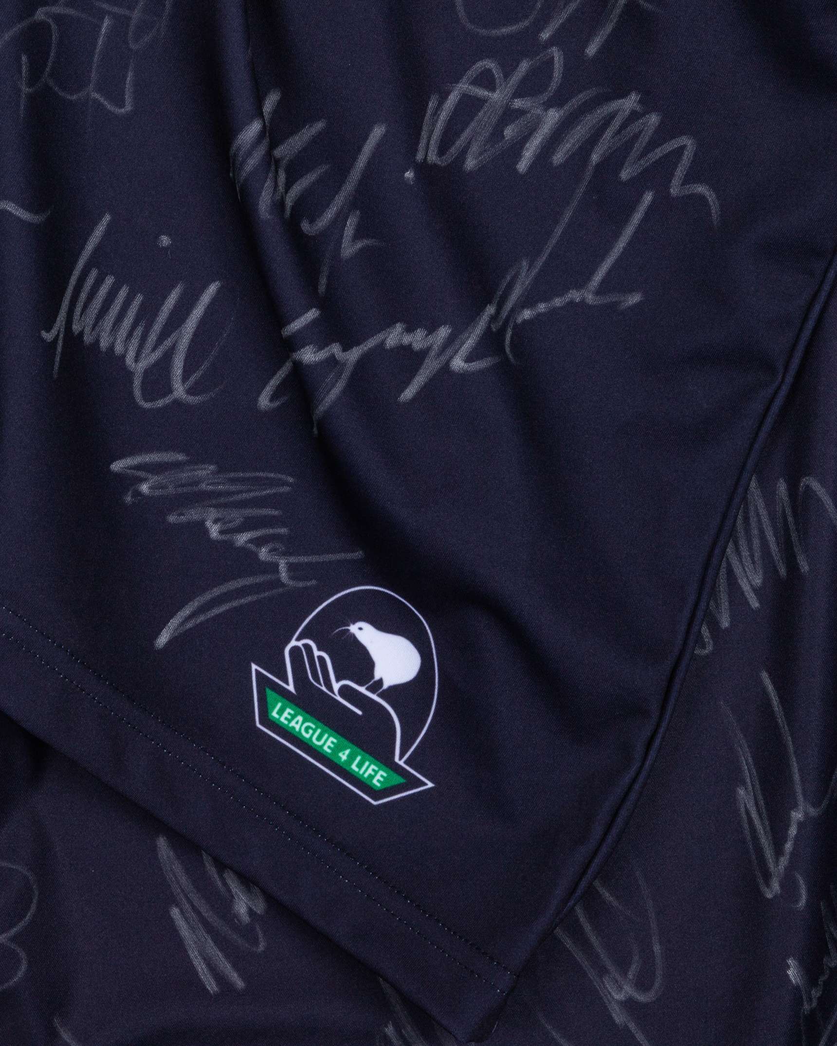 Two black and white New Zealand Rugby League autographed short-sleeved shirts - Image 7 of 8