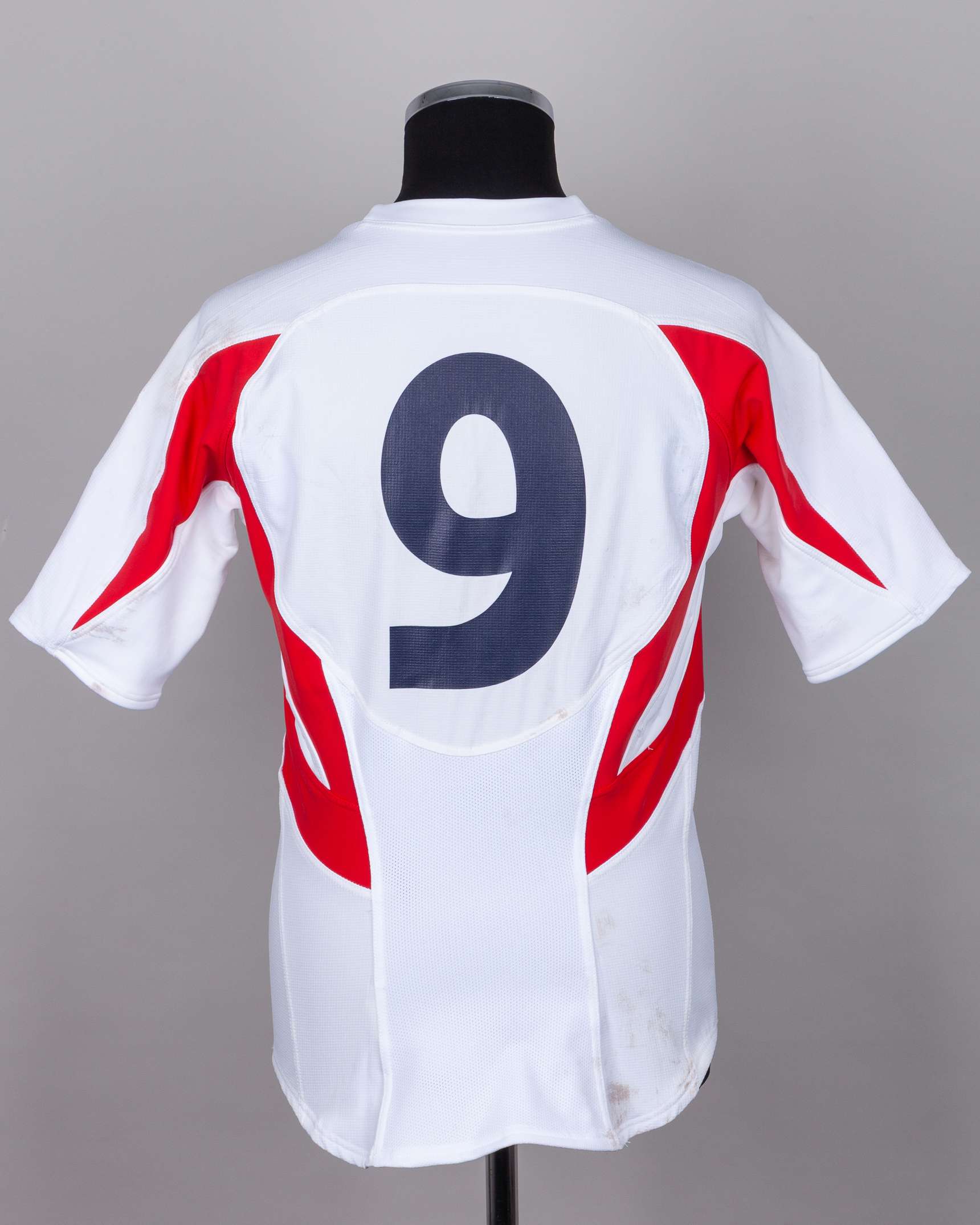 White and red No.9 England rugby union short-sleeved shirt, 2005-06 - Image 2 of 5