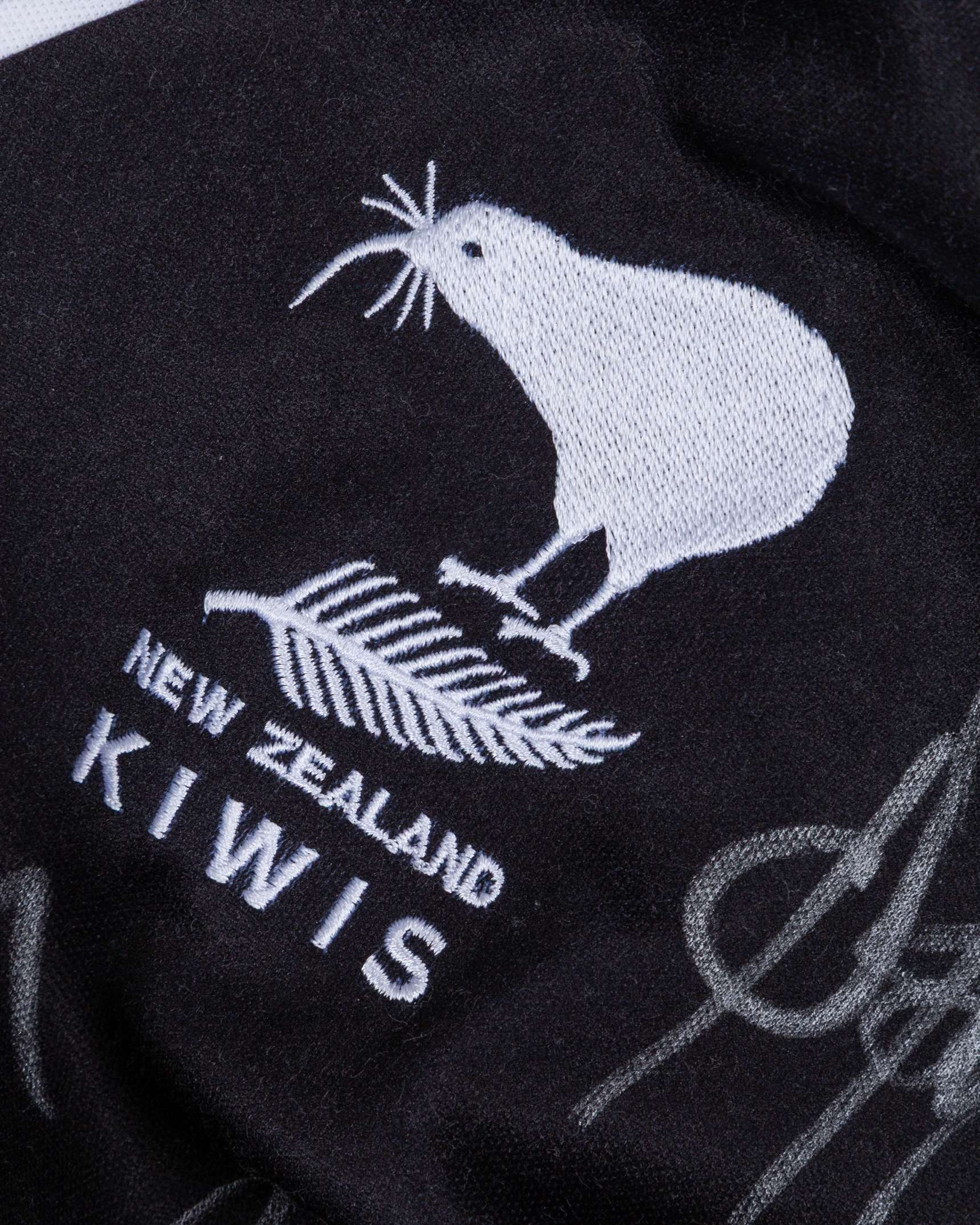 Black and white No.18 Rugby League World Cup Final autographed shirt, 2000 - Image 3 of 5