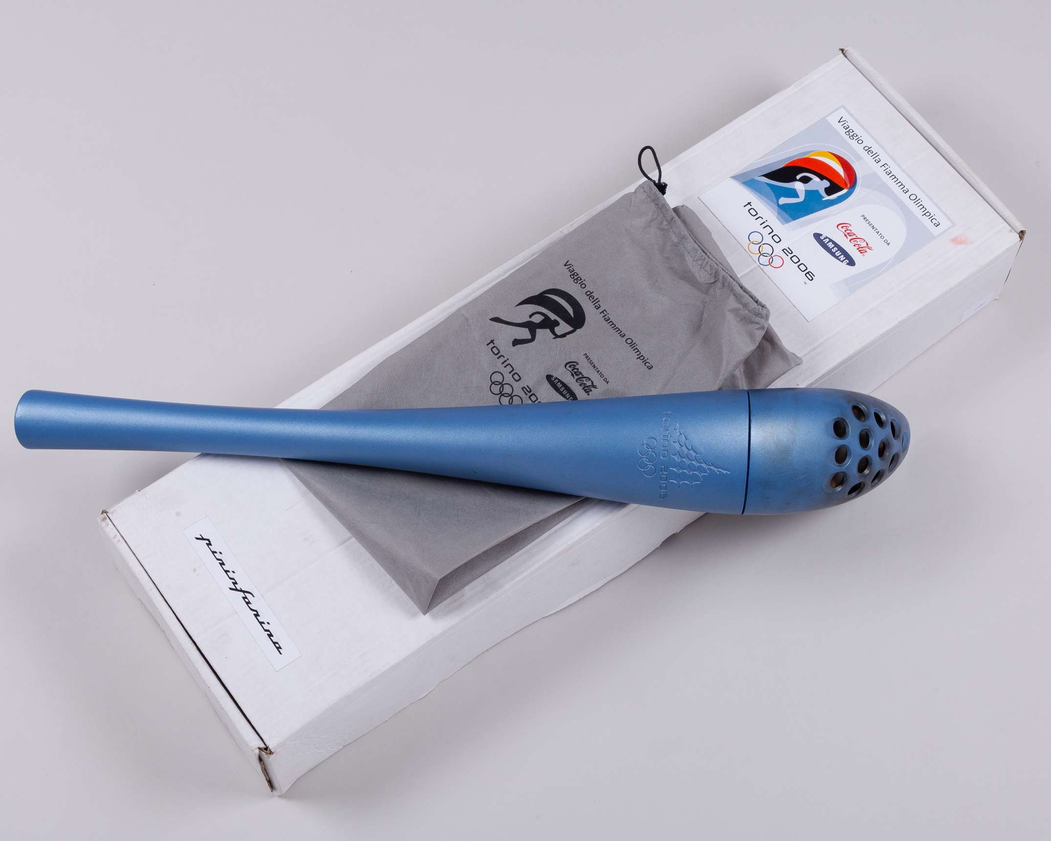 A Torino 2006 Winter Olympic Games torch, designed by Pininfarina of Torino - Image 6 of 7