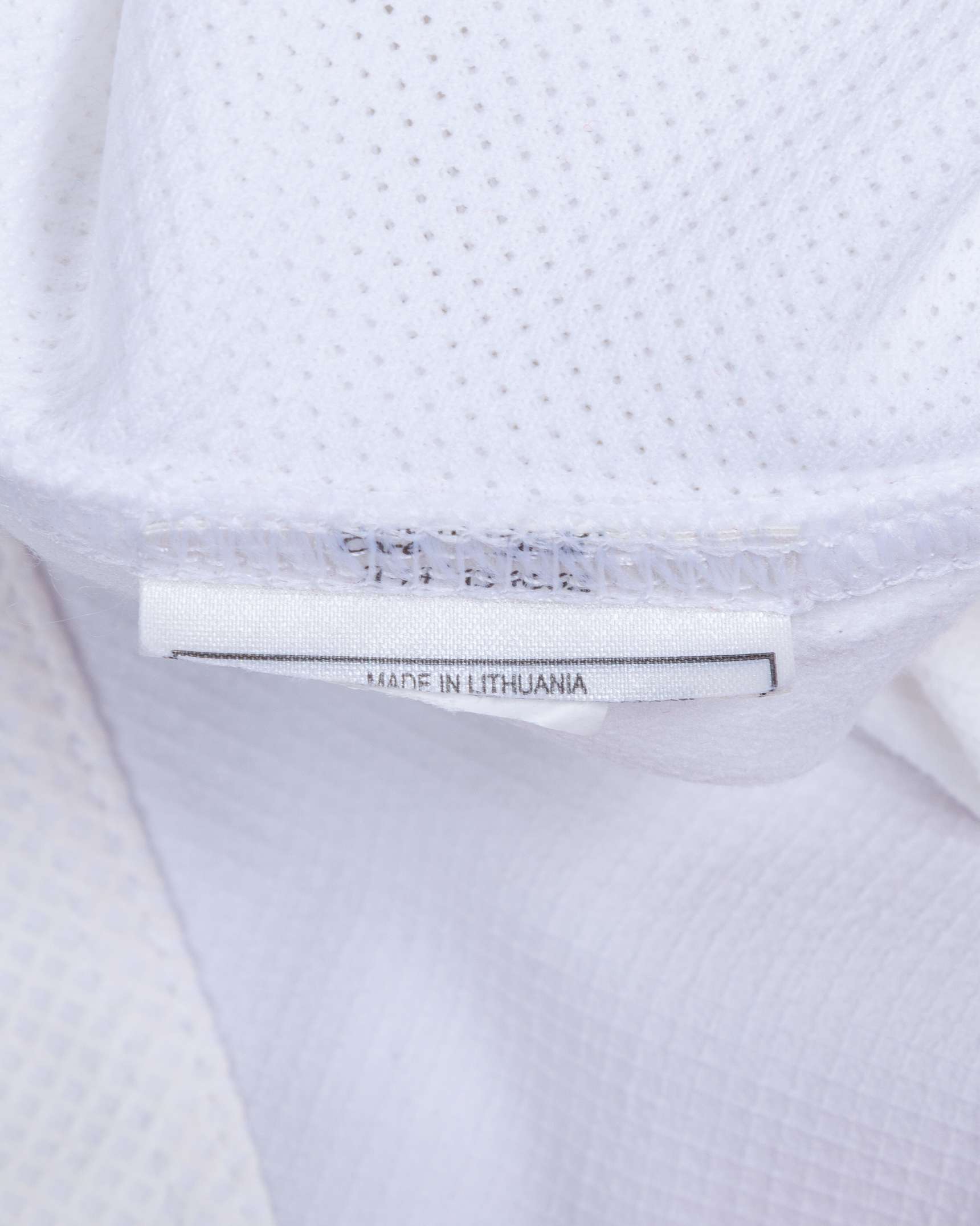 White and red No.9 England rugby union short-sleeved shirt, 2005-06 - Image 5 of 5