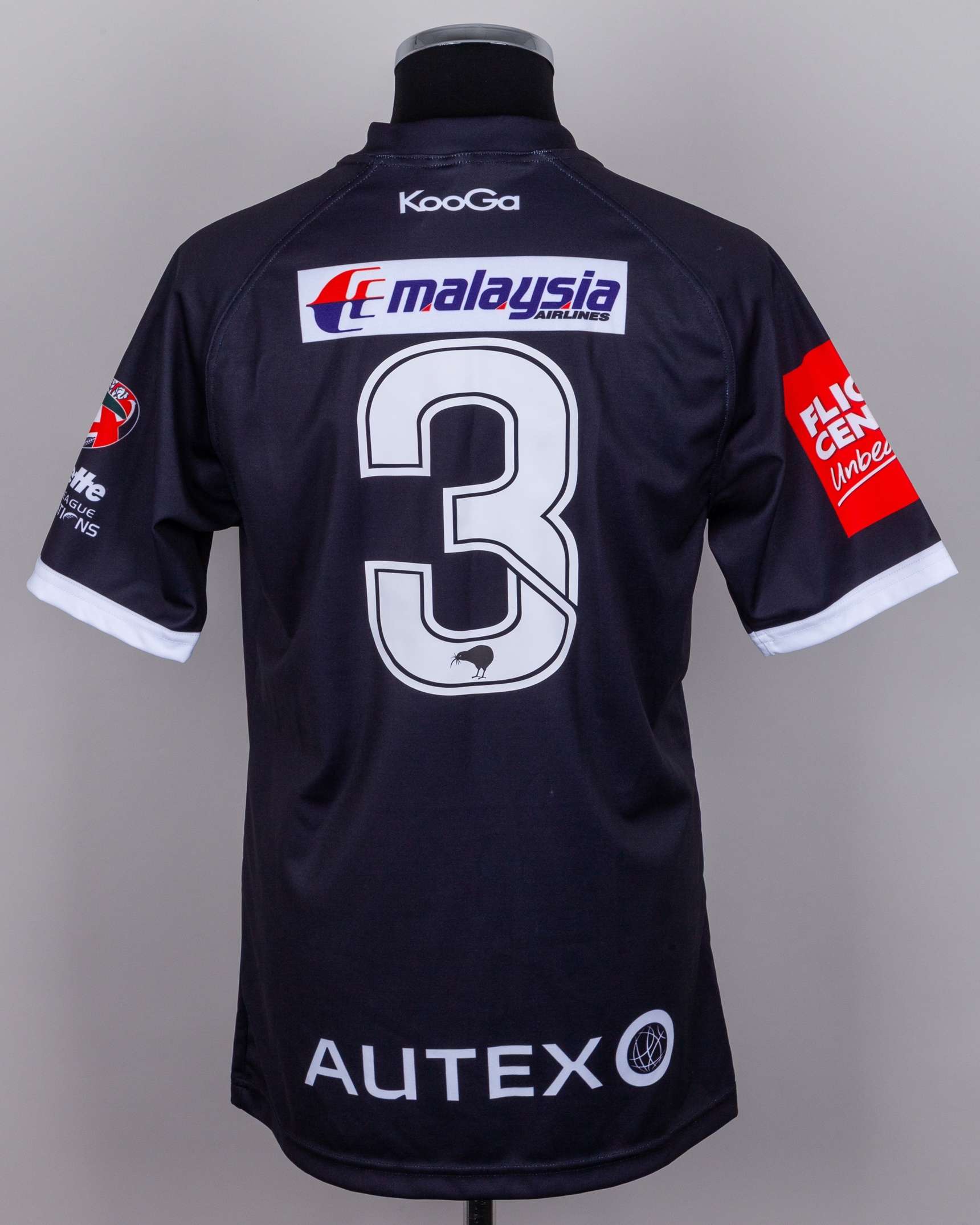 Two black and white New Zealand Rugby League autographed short-sleeved shirts - Image 2 of 8