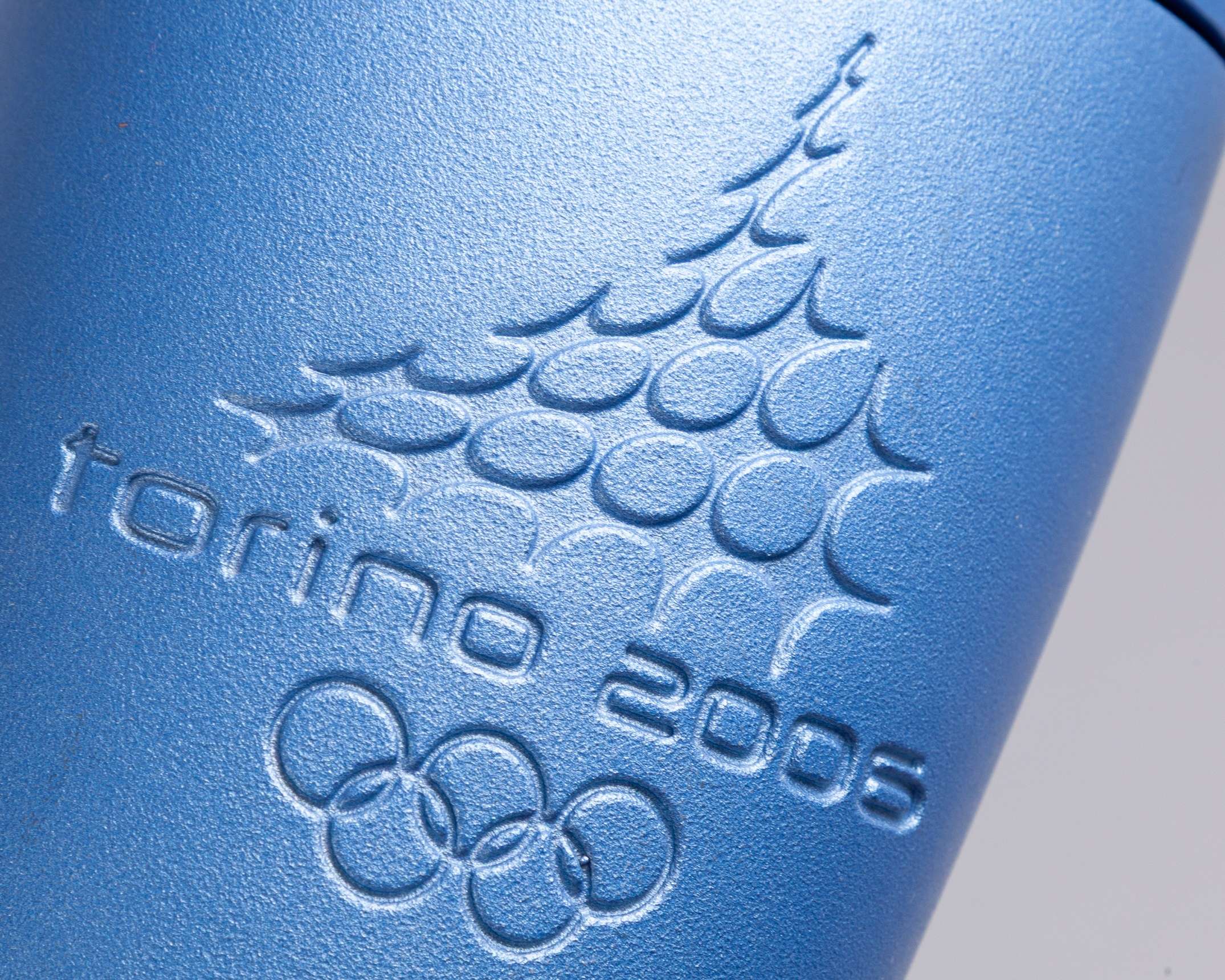 A Torino 2006 Winter Olympic Games torch, designed by Pininfarina of Torino - Image 2 of 7