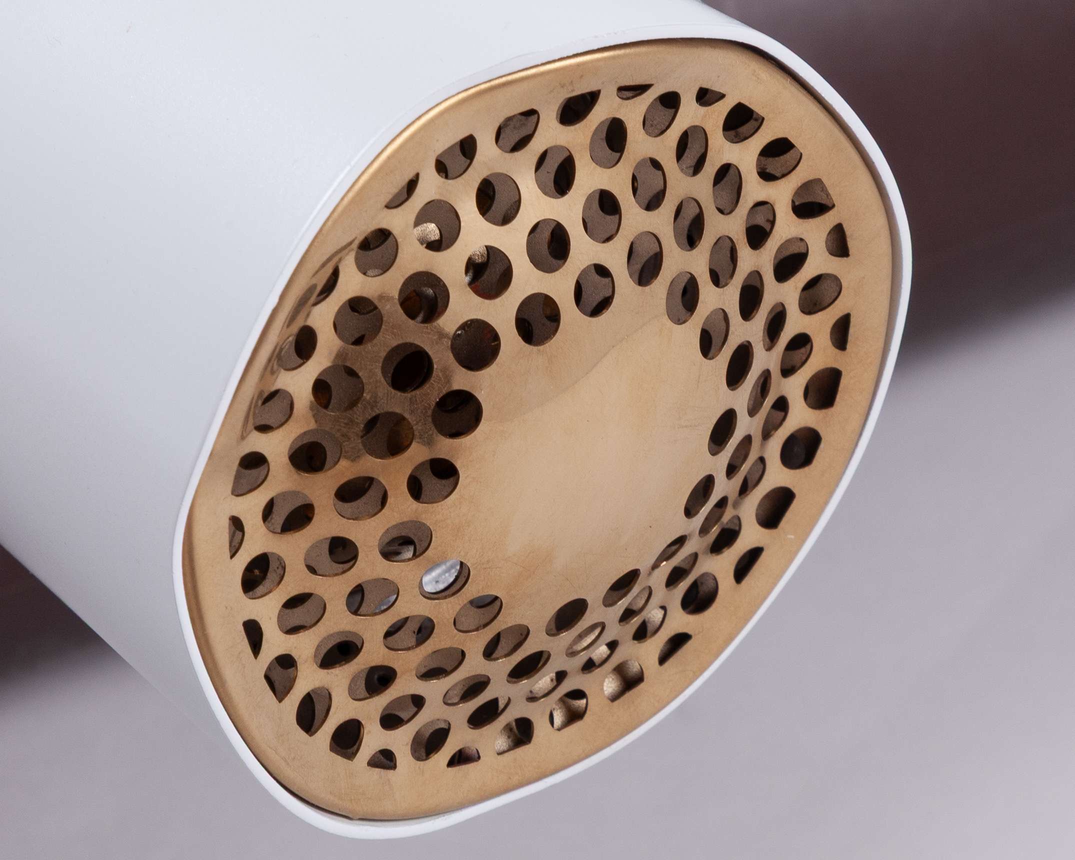 Rio de Janeiro 2016 Olympic Games torch, designed by Chelles e Hayashi - Image 5 of 8