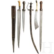 Fünf Blankwaffen, Kaukasus/Afghanistan/Indien/Philippinen, 1. Hälfte 20. Jhdt.