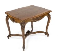 Beistelltisch, 19. Jh., Nussbaum, ge