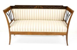 Sitzbank/Sofa im Biedermeierstil um