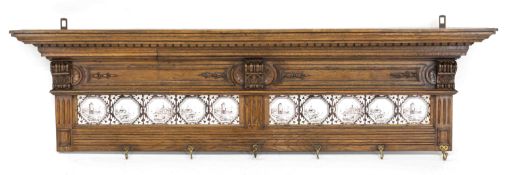 Garderobe mit Ablage um 1880, Eiche,