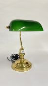 A VINTAGE STYLE GREEN GLASS BANKERS LAMP - SOLD AS SEEN.
