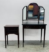 A REPRODUCTION MAHOGANY SERPENTINE FRONTED SINGLE DRAWER DRESSING TABLE WITH TRIPLE VANITY MIRROR W