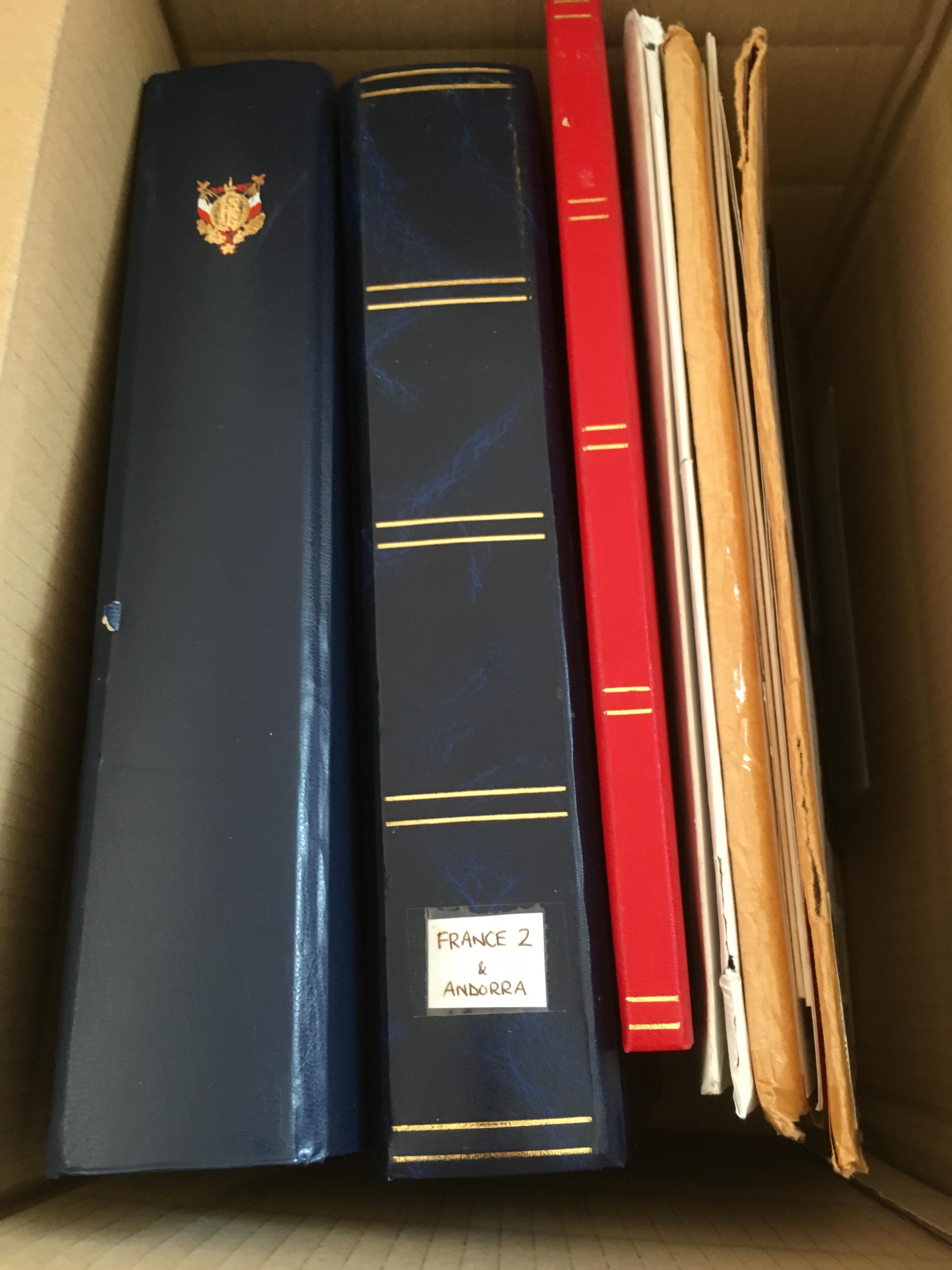 FRANCE: BOX WITH A COLLECTION IN THREE STOCKBOOKS AND LOOSE, ISSUES TO ...