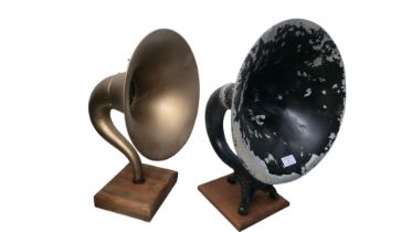 A Graham and one other sound horn - the larger mea