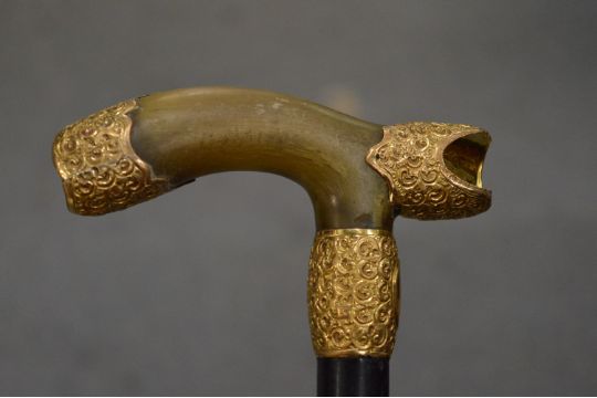 A gilt metal mounted horn walking stick. - Image 3 of 3